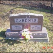 gardner-garnet-earl-tomb-newman-cem.jpg