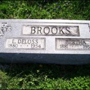 brooks-l-deloss-bertha-tomb-rushtown-cem.jpg
