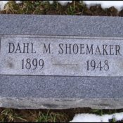 shoemaker-dahl-tomb-locust-grove-cem.jpg
