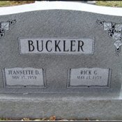 buckler-rick-jeannette-tomb-scioto-burial-park.jpg