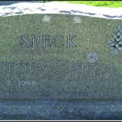 speck-teddy-dorothy-tomb-rushtown-cem.jpg